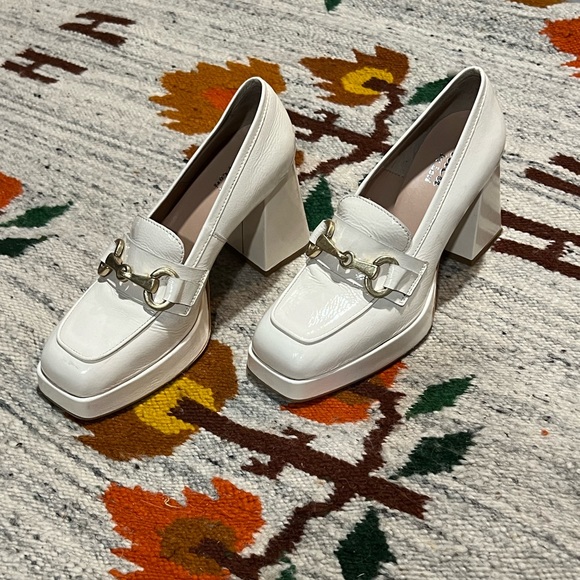 Patent Leather Healed Loafer from L’idea by Lori - Picture 2 of 8